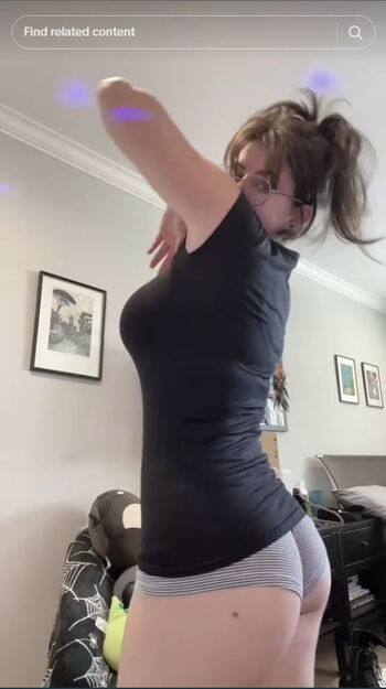 Full leaked Lowelleffy/ private onlyfans photo