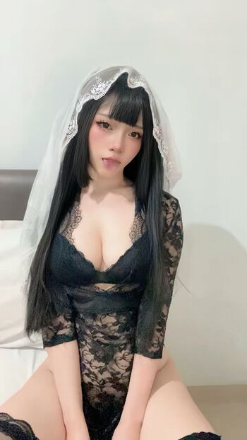Full leaked Silbee private onlyfans photo