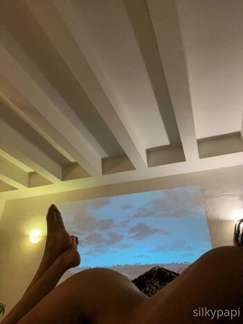 Full leaked Silkypapi page private onlyfans photo