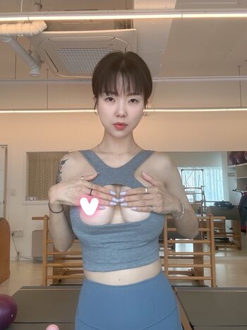 Full leaked Simby pilates private onlyfans photo