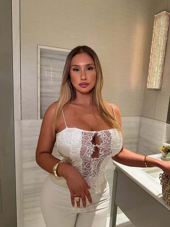 Full leaked Simonaaaab private onlyfans photo