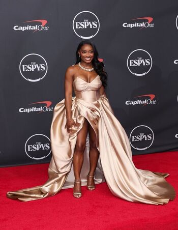 Full leaked Simone biles page private onlyfans photo