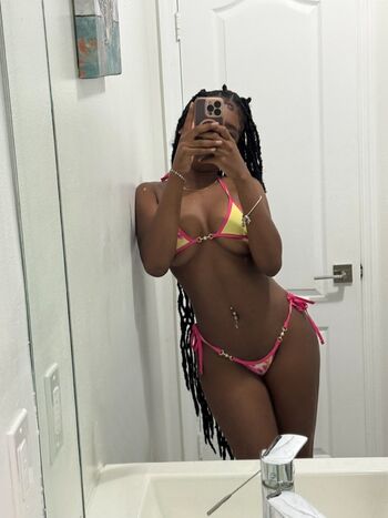 Full leaked Simplysummerr private onlyfans photo