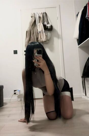 Full leaked Siramiu private onlyfans photo
