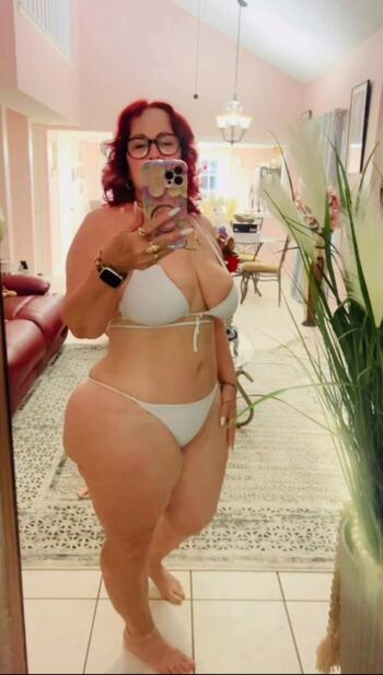 Full leaked Sisisalez private onlyfans photo