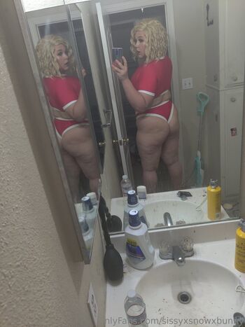 sissyxsnowxbunny