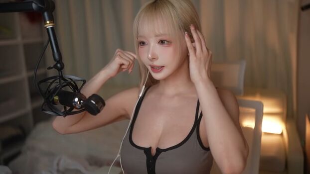 Full leaked Sithle private onlyfans photo
