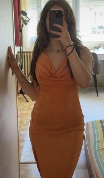 Full leaked Skainheda private onlyfans photo