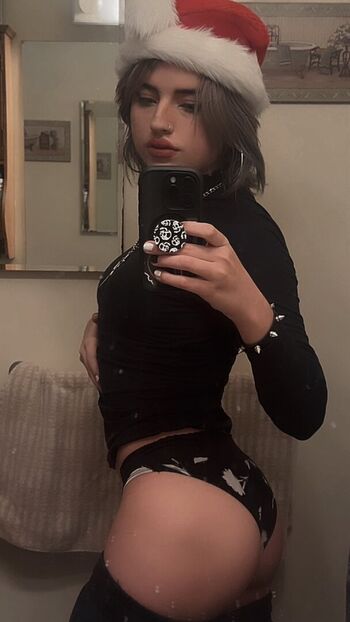 Full leaked Skellysuls private onlyfans photo