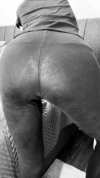 Full leaked Skinnysonja private onlyfans photo