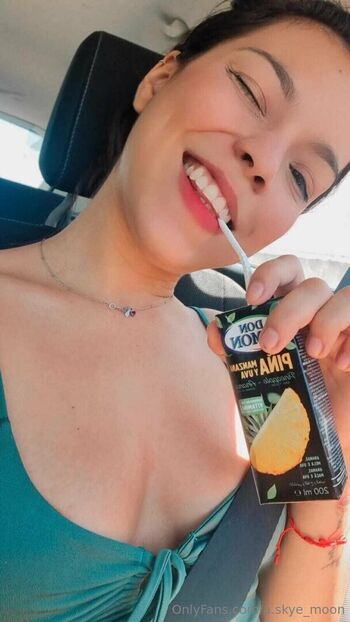 Full leaked Sky moon page private onlyfans photo