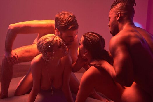 Full leaked Skye blue private onlyfans photo