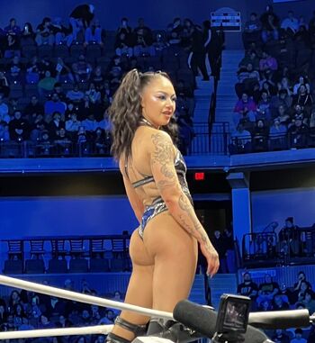 (Skye Dolecki) Skye Blue AEW