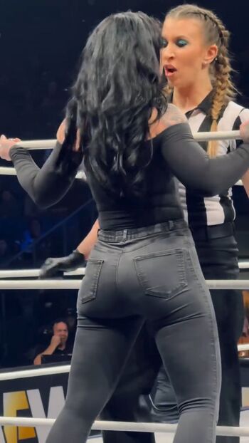 (Skye Dolecki) Skye Blue AEW