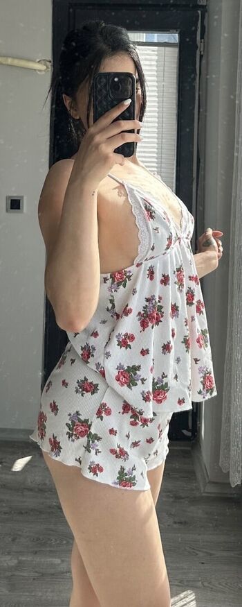 Full leaked Slayingrozze gl g private onlyfans photo