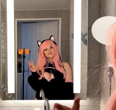 Full leaked Smashlunatic private onlyfans photo