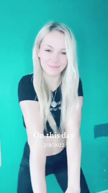 Full leaked Smileydani page private onlyfans photo