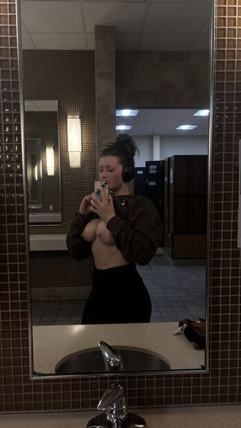 Full leaked Snowbunny teens page private onlyfans photo