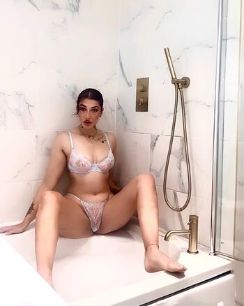 Full leaked Snowbunny teens private onlyfans photo