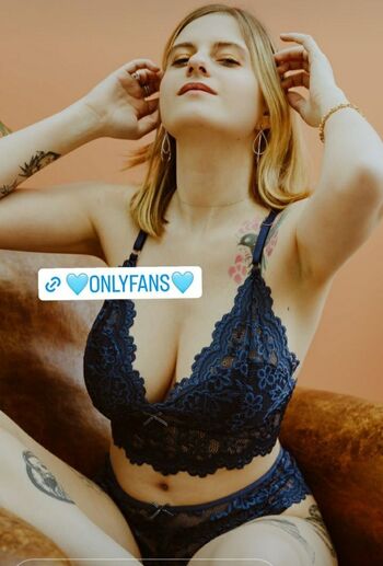 Full leaked Snowishh private onlyfans photo