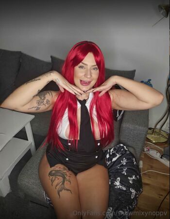 Full leaked Snowmixy private onlyfans photo