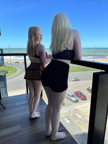 Full leaked Snowwhitebella private onlyfans photo