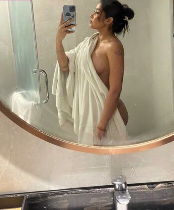 Full leaked Sofia ansari private onlyfans photo