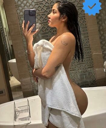 Full leaked Sofia ansari private onlyfans photo