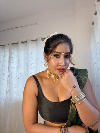 Full leaked Sofia ansari page private onlyfans photo