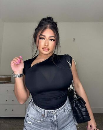 Full leaked Sofia marie private onlyfans photo