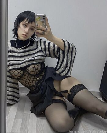 Full leaked Sofiapika private onlyfans photo