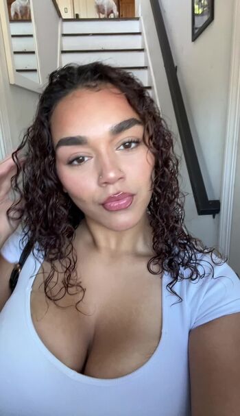Full leaked Sofussy private onlyfans photo
