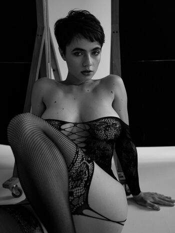Full leaked Solomia maievska page private onlyfans photo