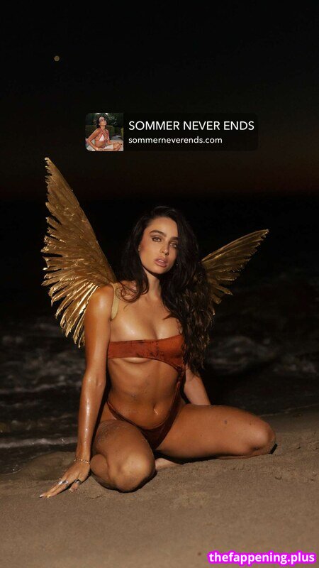 Sommer Ray