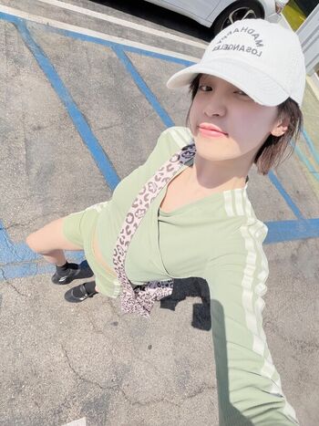 Full leaked Song yuqi page private onlyfans photo