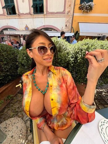 Full leaked Soniaalxis page private onlyfans photo