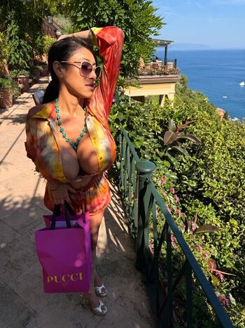 Full leaked Soniaalxis page private onlyfans photo