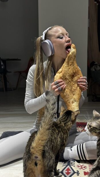 Full leaked Sonya star page private onlyfans photo