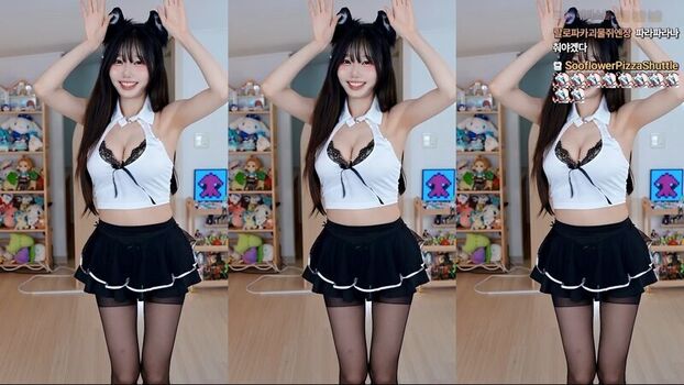 Full leaked Sooflower page private onlyfans photo
