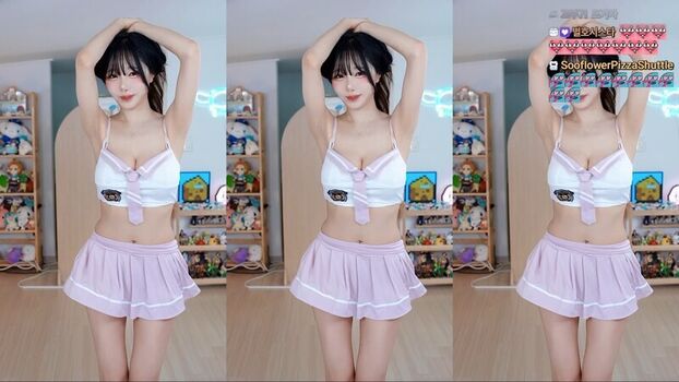 Full leaked Sooflower private onlyfans photo