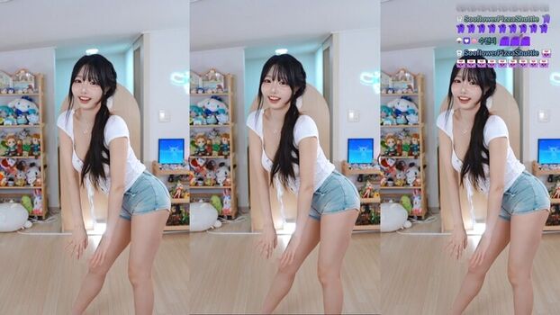 Full leaked Sooflower private onlyfans photo