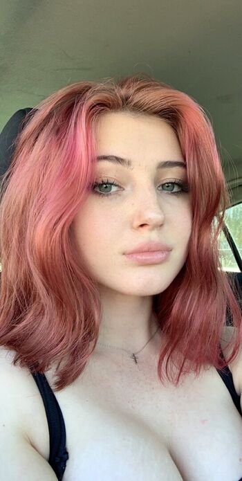 Full leaked Soph page private onlyfans photo