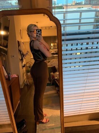 Full leaked Soph private onlyfans photo