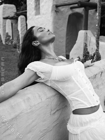 Full leaked Sophia chugranis private onlyfans photo