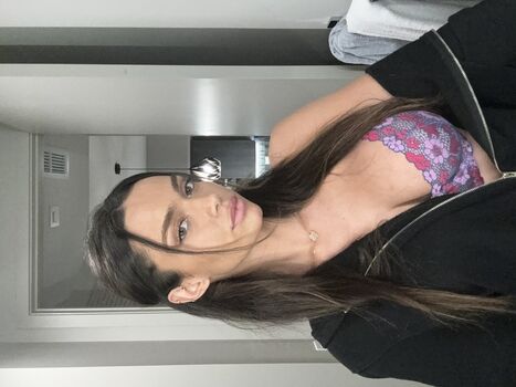 Full leaked Sophia chugranis private onlyfans photo