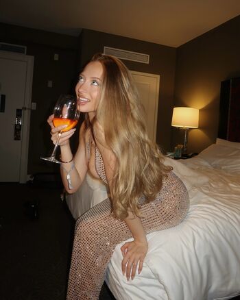 Full leaked Sophia diamond private onlyfans photo