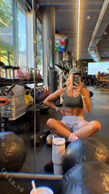 Full leaked Sophia flrsch private onlyfans photo