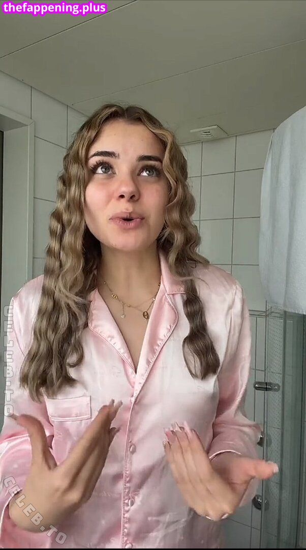 Sophia_xs