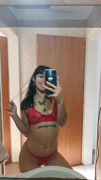 Full leaked Sophie cherry private onlyfans photo