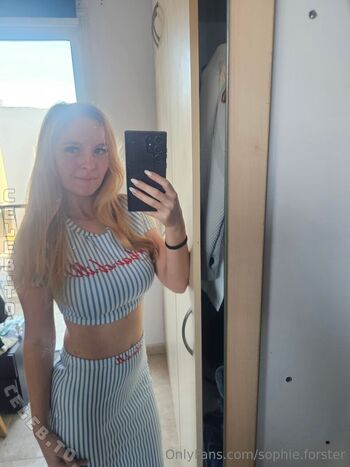 Full leaked Sophie forster private onlyfans photo